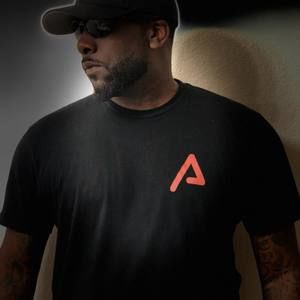 Meet your Posher, Corey